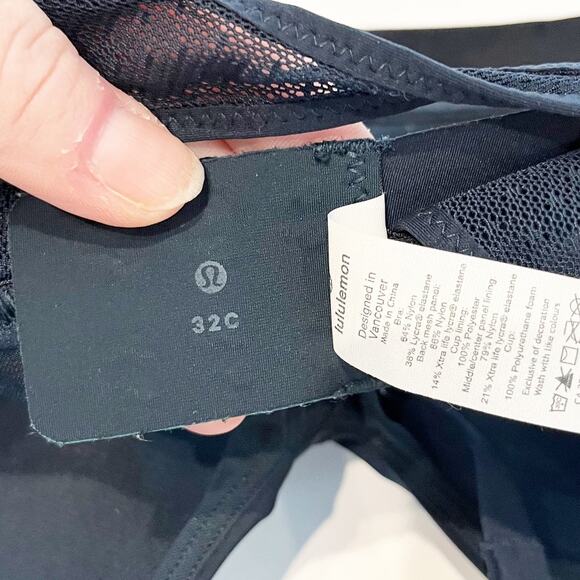 Lululemon X Back Clasp Sports Bra Black 32C - Picture 2 of 7